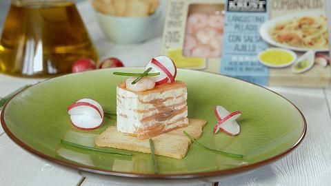 Milhojas de salmón con mantequilla de langostinos