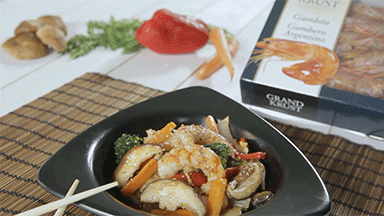 Chop suey with shrimp